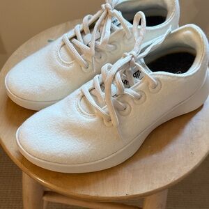 Allbirds Woman’s Wool Runner sneaker